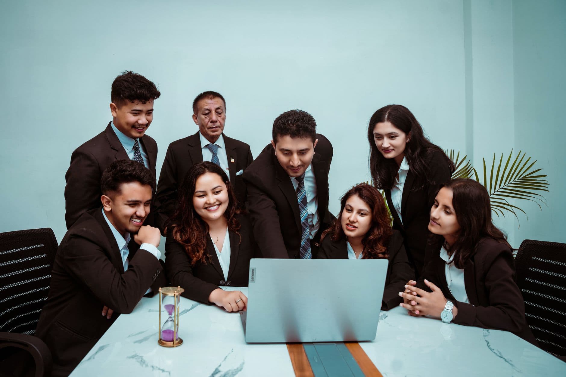 Uma equipa dedicada a cada conta de Google Ads Equipa da Eter Growth a gerir campanhas de Google Ads para PME